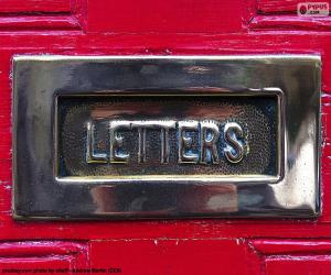 yapboz Kırmızı kapıda posta kutusu